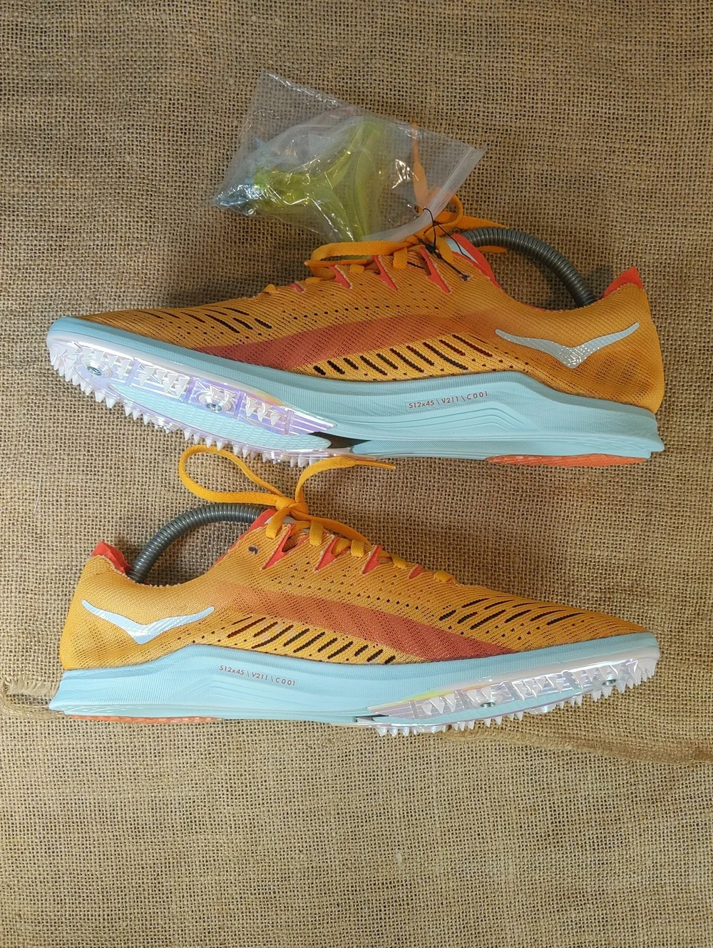 Hoka Cielo X LD Distance Track And Field Spikes Unisex, 11W/9.5M, Orange/White